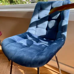 Xenos Eetkamerstoel velvet - donkerblauw - 79x50x44 cm- Eetkamerstoelen