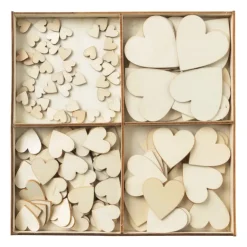 Xenos Houten hartjes in kistje - 16x16x2 cm- Knutselspullen