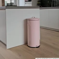 Xenos Pedaalemmer retro look - roze - 30 liter- Pedaalemmers|Prullenbakken