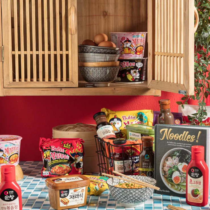 Xenos Samyang buldak noodles - hot chicken cheese -140 gram- Koreaanse Keuken|Pasta, Rijst En Wraps