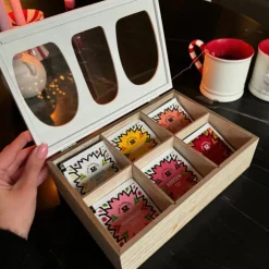 Xenos Theedoos organisch - 6 vakken - 26x16x7 cm- Theedozen